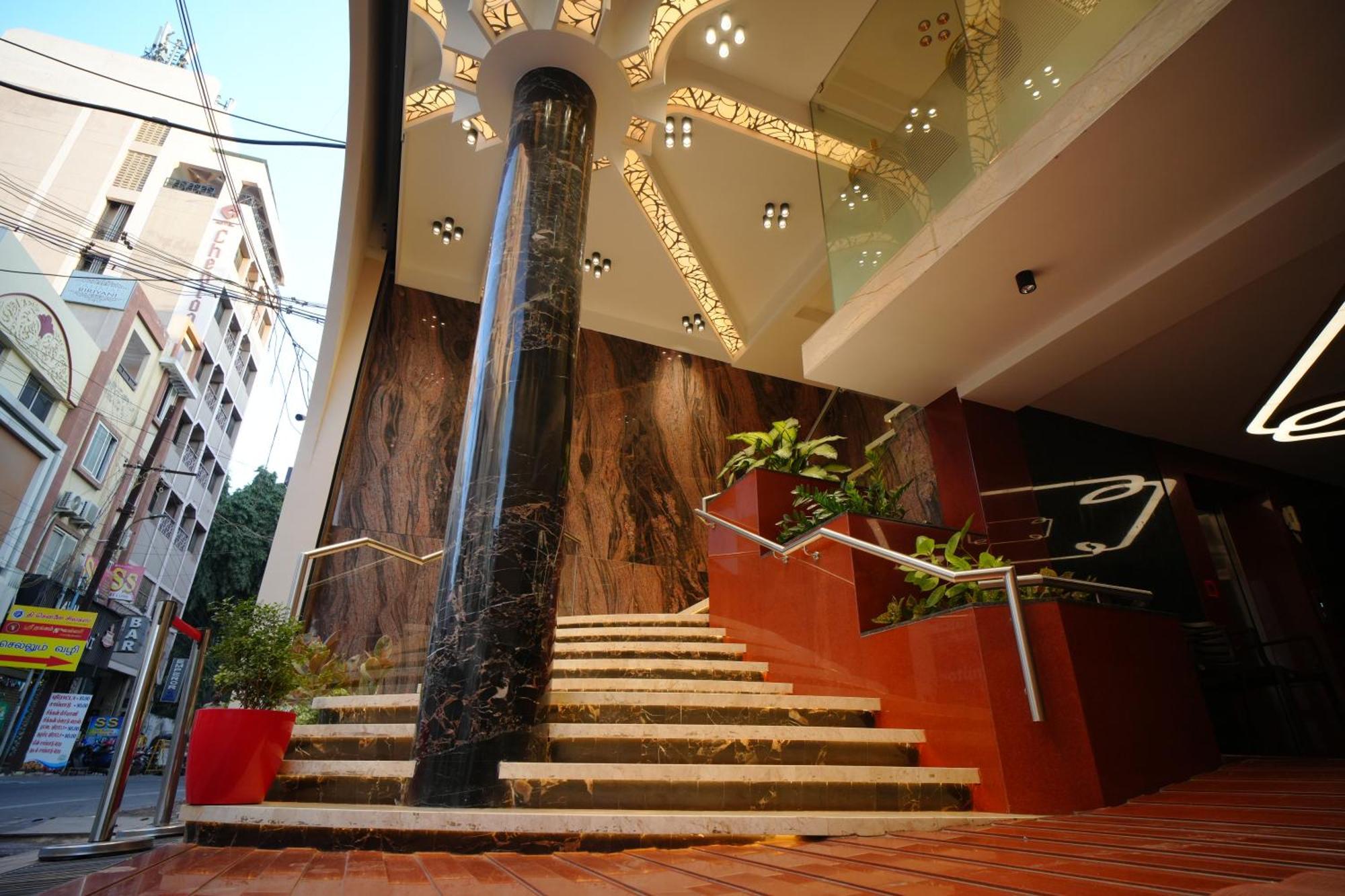 Hotel Grand Sabarees 마두라이 외부 사진
