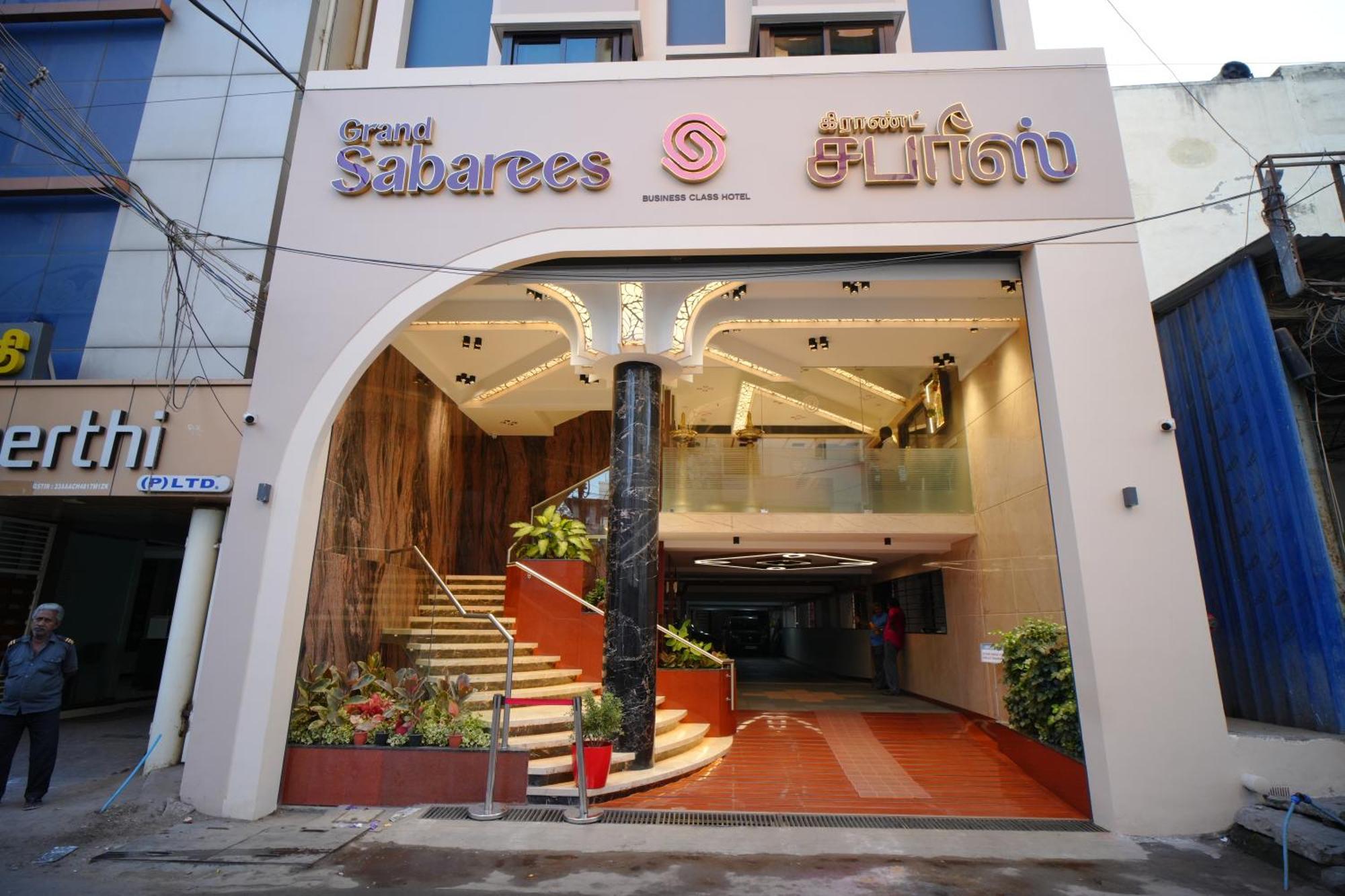 Hotel Grand Sabarees 마두라이 외부 사진