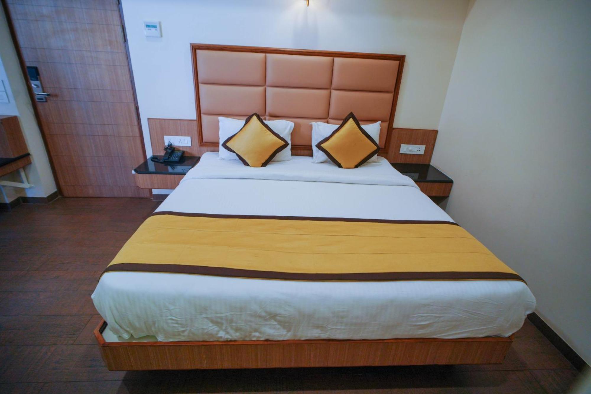 Hotel Grand Sabarees 마두라이 외부 사진