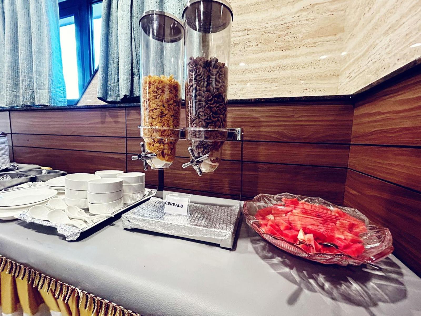 Hotel Grand Sabarees 마두라이 외부 사진